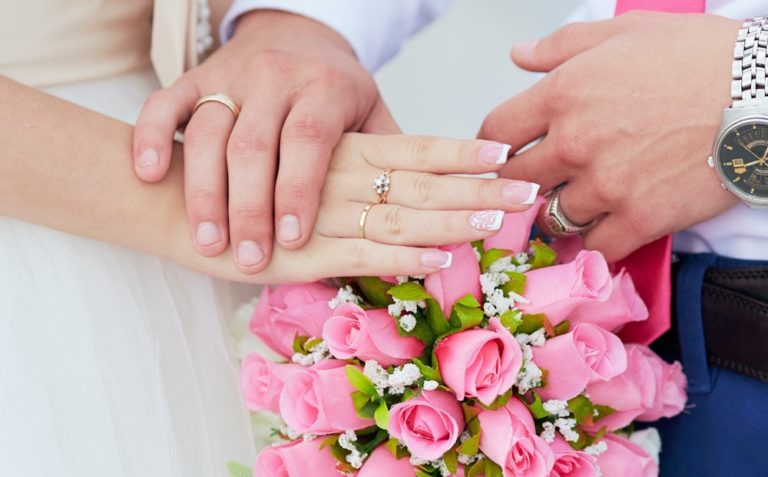 pink-roses-wedding-band-philadelphia-wedding-photography